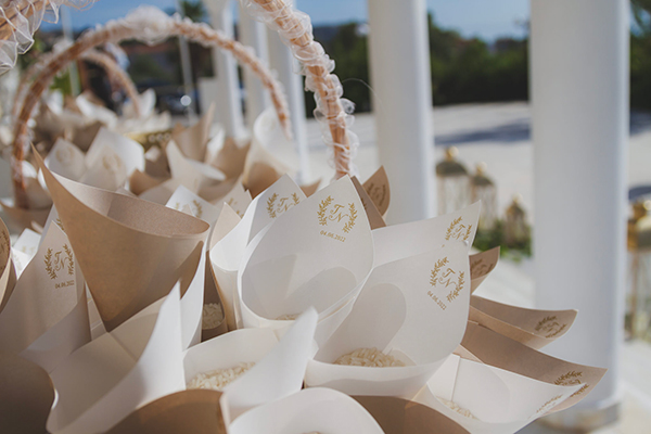 romantic-summer-wedding-ktima-xatzi-flowers-ivory-hues_12