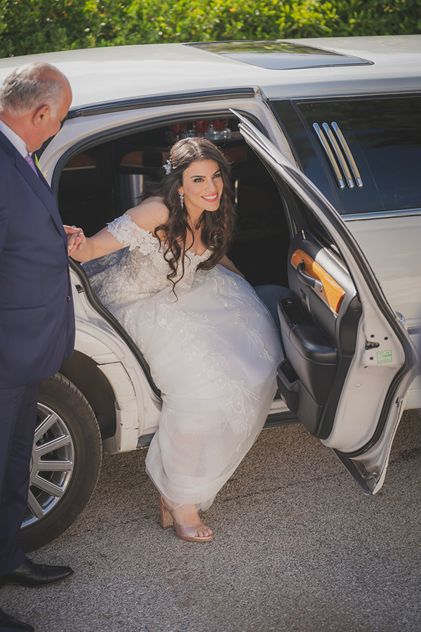romantic-summer-wedding-ktima-xatzi-flowers-ivory-hues_14