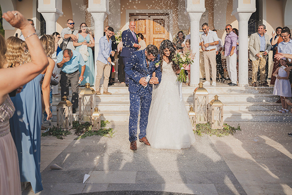 romantic-summer-wedding-ktima-xatzi-flowers-ivory-hues_19