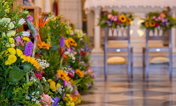 rustic-spring-wedding-tinos-island-colorful-flowers_14
