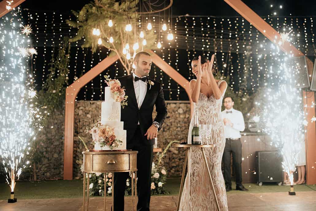 Ρουστίκ γάμος στη Λευκωσία με υπέροχα λουλούδια σε ρομαντικές αποχρώσεις │ Αντριάνα & Αχιλλέας