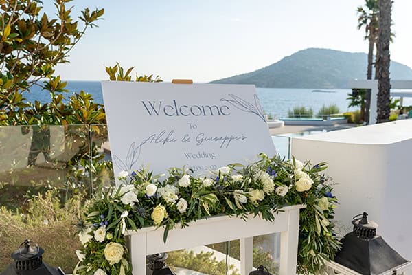 summer-wedding-athens-white-blooms-modern-touches_19