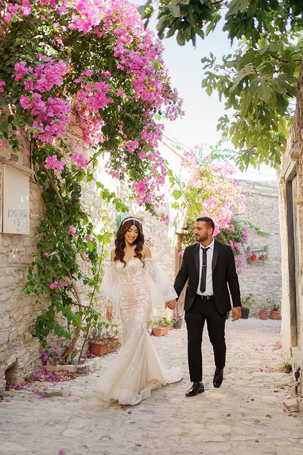 summer-wedding-limassol-orange-hues_01x