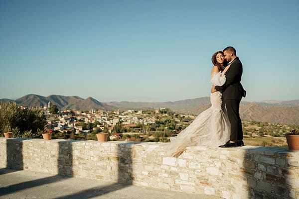 summer-wedding-limassol-orange-hues_02x