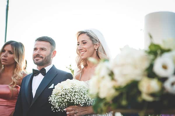 all-white-fall-wedding-athens-hydrangeas-lysianthus_41
