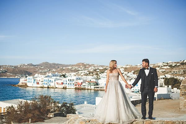 all-white-fall-wedding-athens-hydrangeas-lysianthus_66