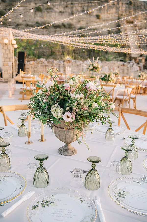 beautiful-spring-wedding-evgenios-hills-lush-florals-arrangments_15