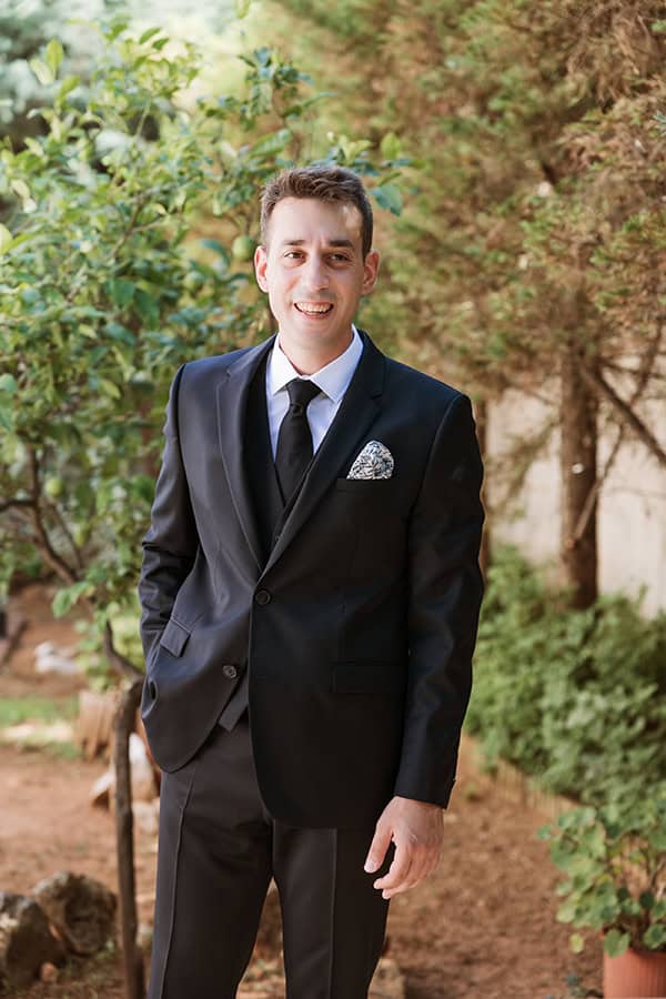 beautiful-summer-wedding-athens-romantic-white-blooms_17