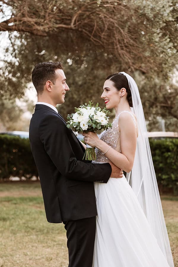 beautiful-summer-wedding-athens-romantic-white-blooms_22