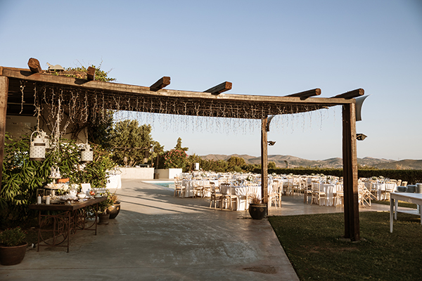 beautiful-summer-wedding-athens-romantic-white-blooms_34