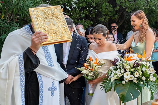 beautiful-summer-wedding-mouseio-oinou_17