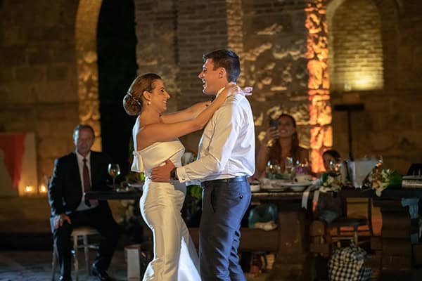 beautiful-summer-wedding-mouseio-oinou_22