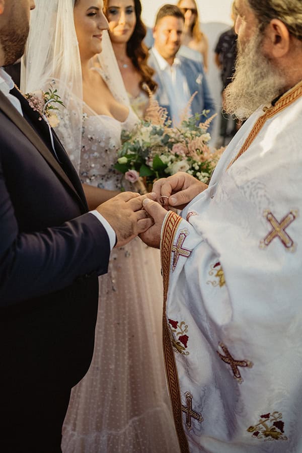 beautiful-wedding-paros-next-to-beach_19