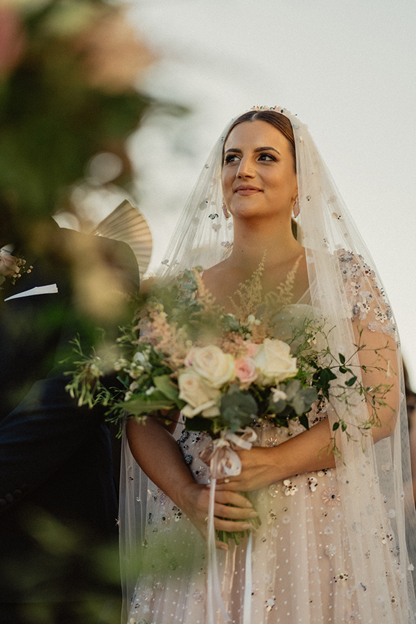 beautiful-wedding-paros-next-to-beach_21