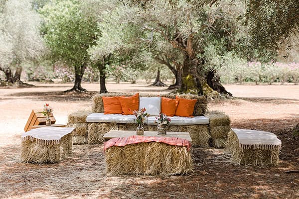 boho-chic-decoration-wedding-reception-vivid-rustic-elements_02