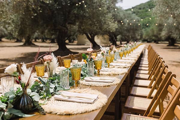 boho-chic-decoration-wedding-reception-vivid-rustic-elements_06