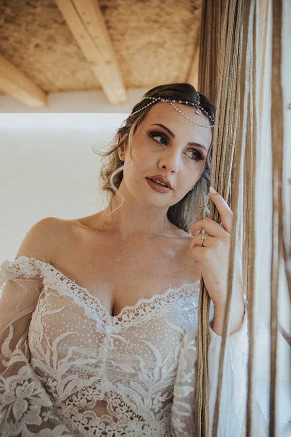 boho-summer-wedding-athens-next-to-beach_12