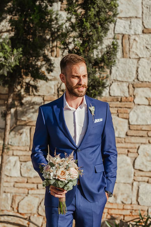 boho-summer-wedding-athens-roses-pastel-hues_16