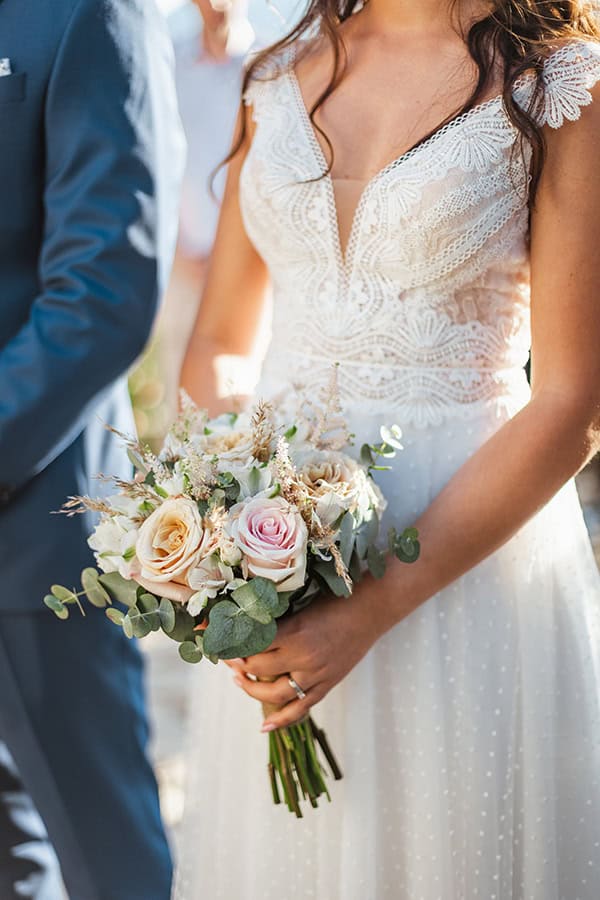 boho-summer-wedding-athens-roses-pastel-hues_21