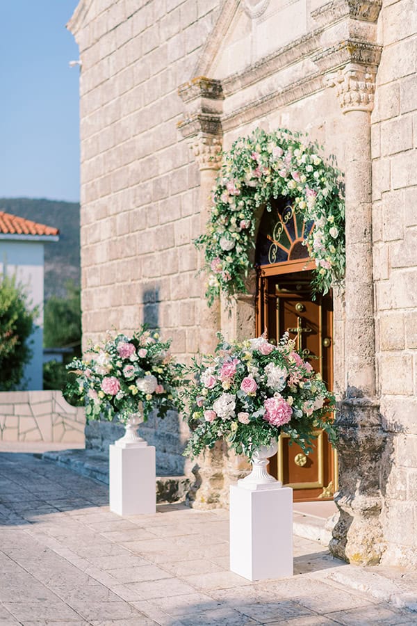 dreamy-summer-wedding-kefalonia-soft-pink-white-hues_17