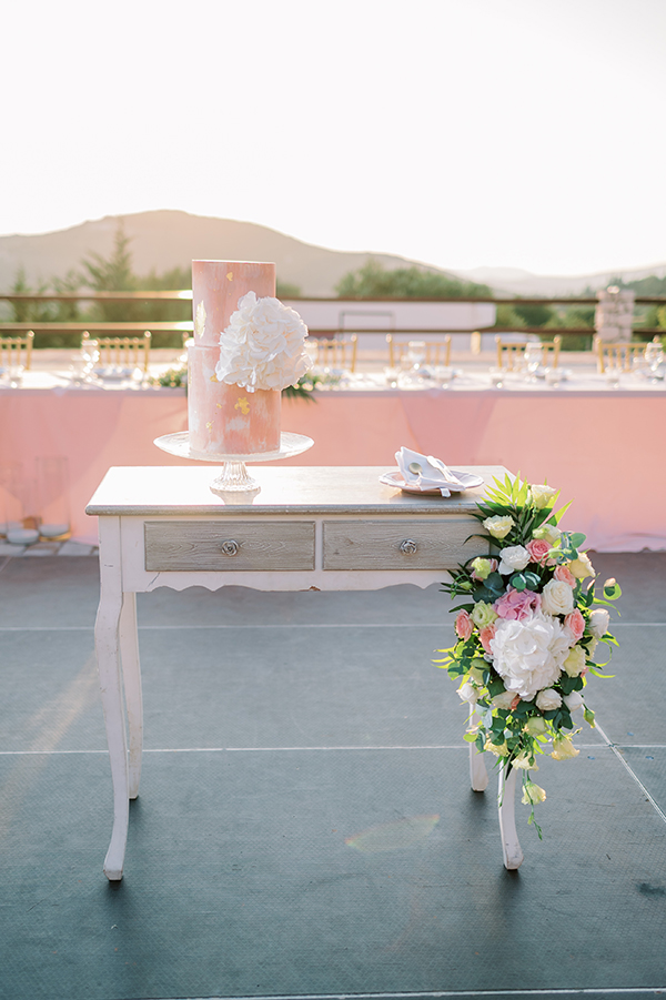 dreamy-summer-wedding-kefalonia-soft-pink-white-hues_34