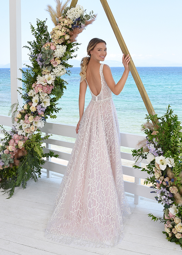 dreamy-wedding-dresses-casa-della-sposa-utterly-romantic-look_01