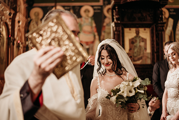 fall-wedding-thessaloniki-roses-white-callas_15