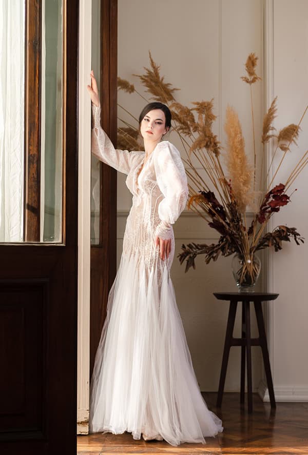 impressive-wedding-gowns-alkmini-atelier_11