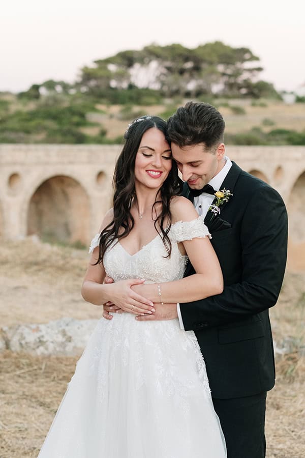 island-summer-wedding-kythira-helianthus_02