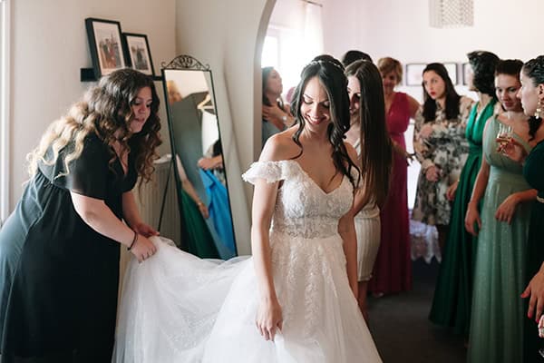 island-summer-wedding-kythira-helianthus_16