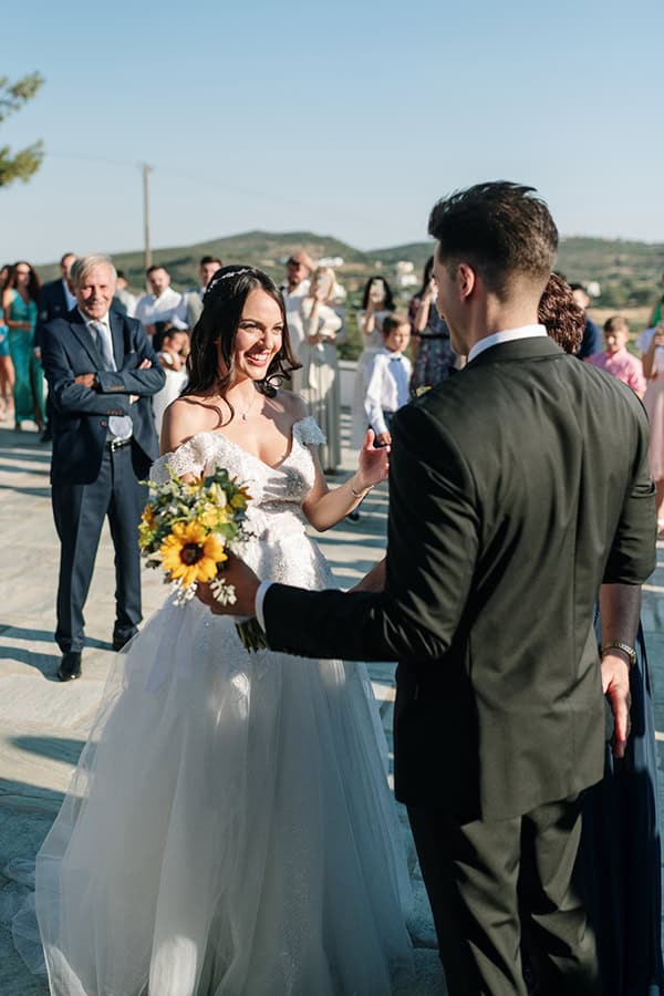 island-summer-wedding-kythira-helianthus_34