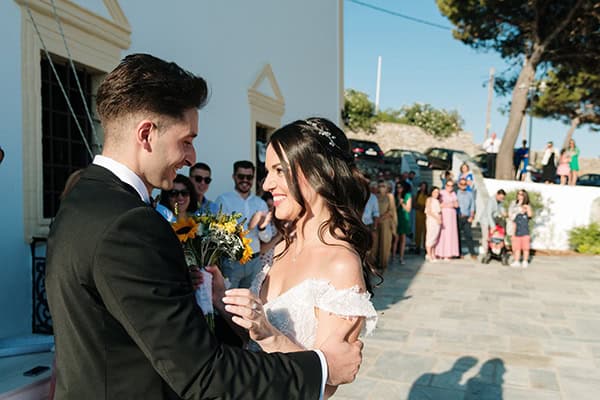 island-summer-wedding-kythira-helianthus_36