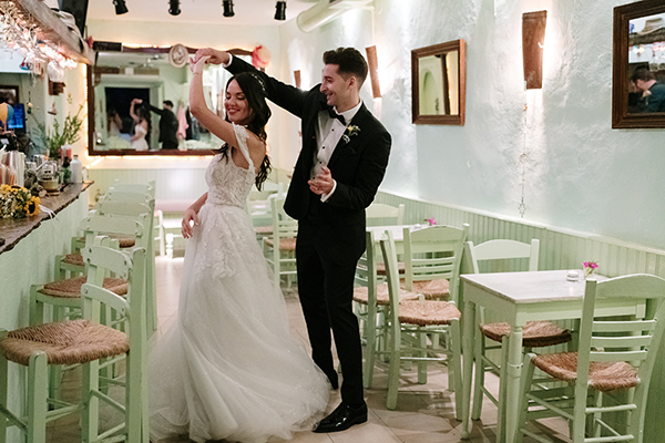 island-summer-wedding-kythira-helianthus_61