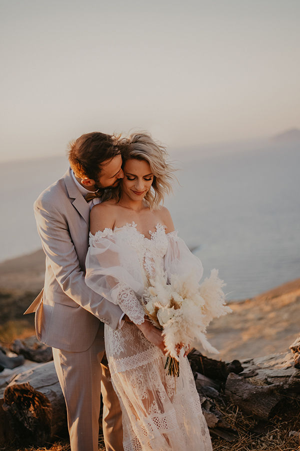 island-summer-wedding-serifos-island-vivid-bohemian-mood_39