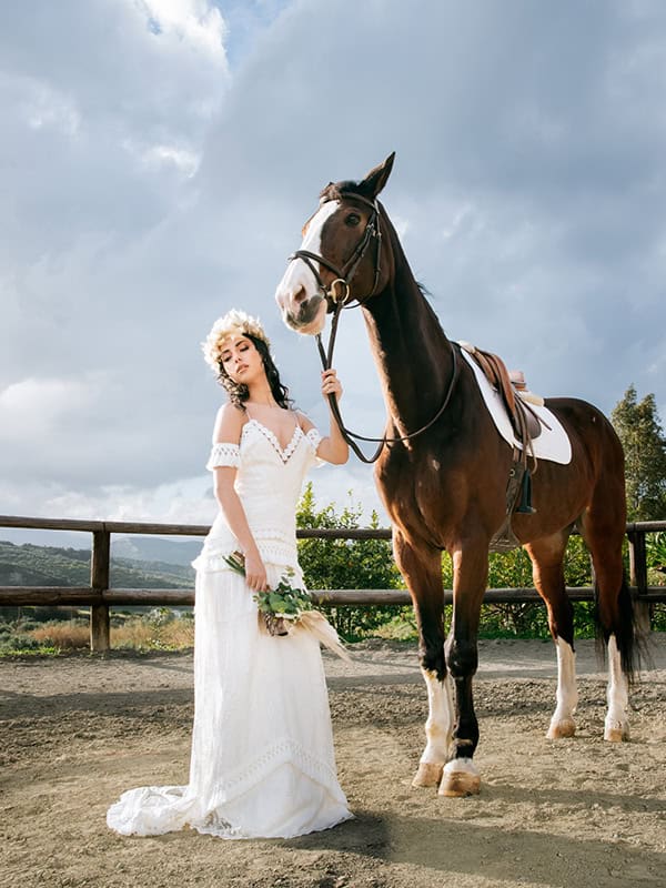 make-boho-bridal-look-dream-wedding-gowns-so-el-wedding-couture_02