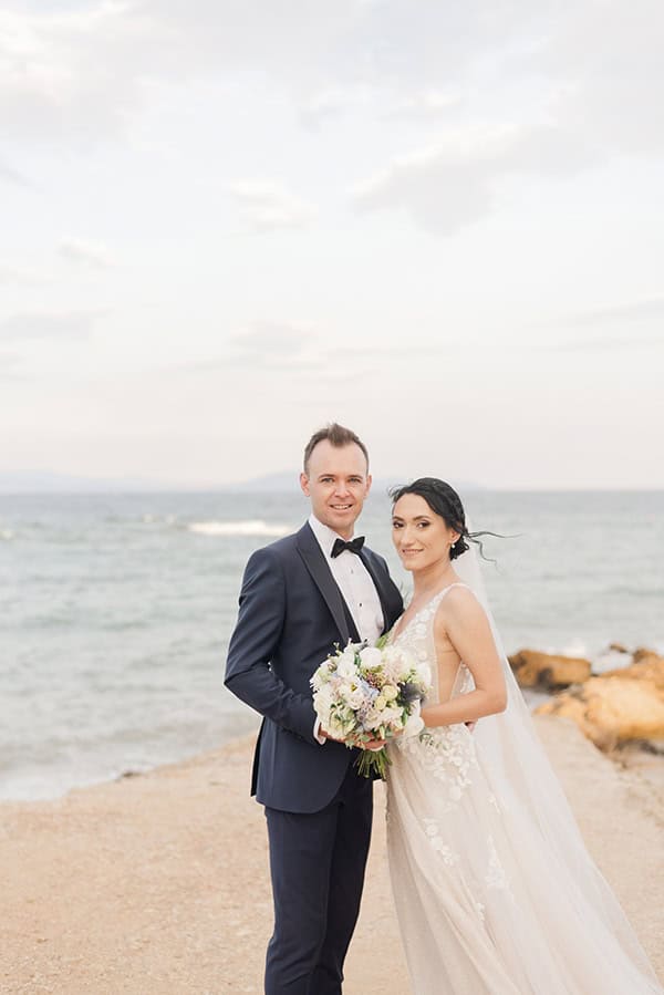 modern-fall-wedding-athens-florals-light-blue-purple-hues_23