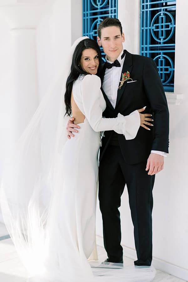 modern-summer-wedding-impressive-tropical-floral-arrangments_27