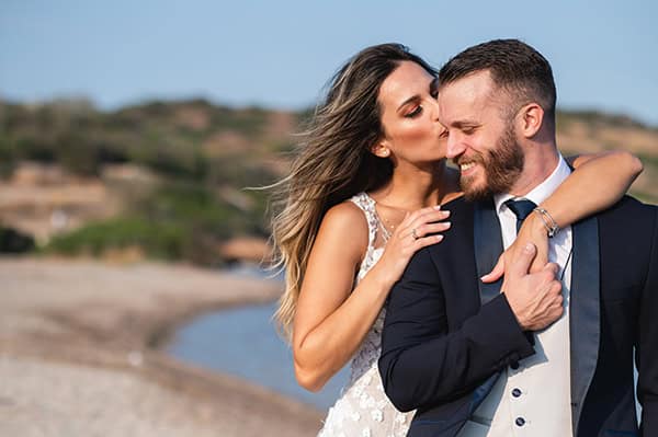 romantic-next-day-shoot-next-to-the-blue-beach_01