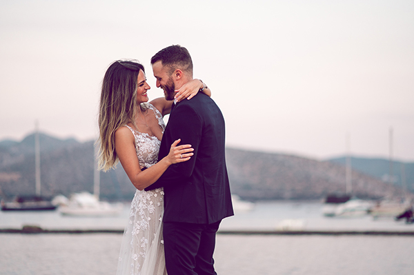 romantic-next-day-shoot-next-to-the-blue-beach_25