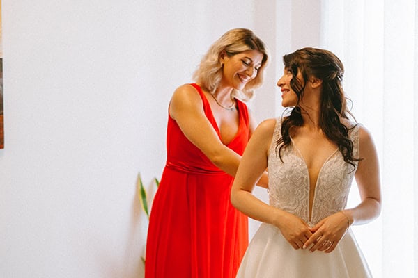 romantic-summer-wedding-athens-blooms-pastel-hues_05x