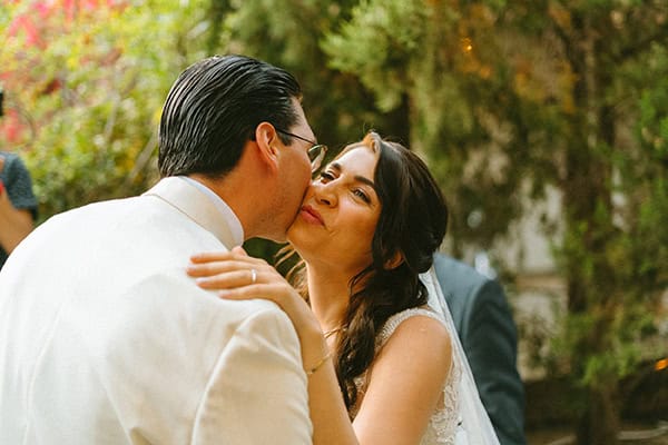 romantic-summer-wedding-athens-blooms-pastel-hues_16