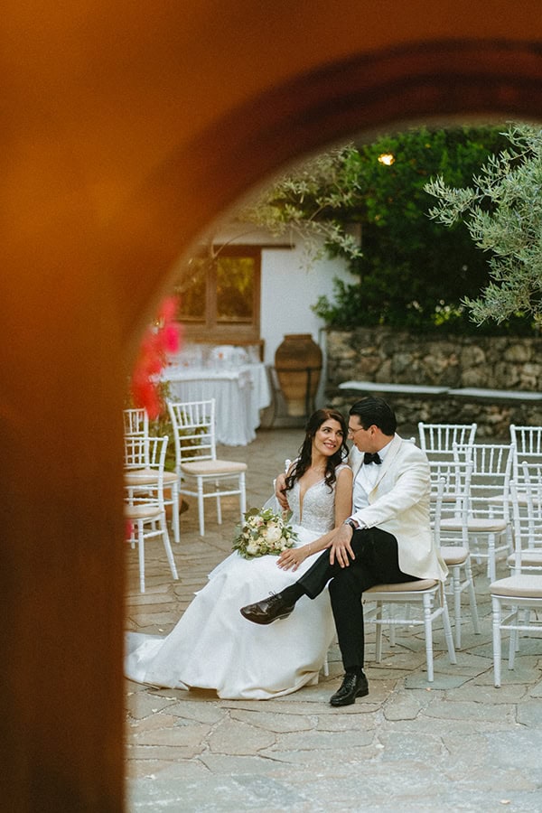 romantic-summer-wedding-athens-blooms-pastel-hues_20