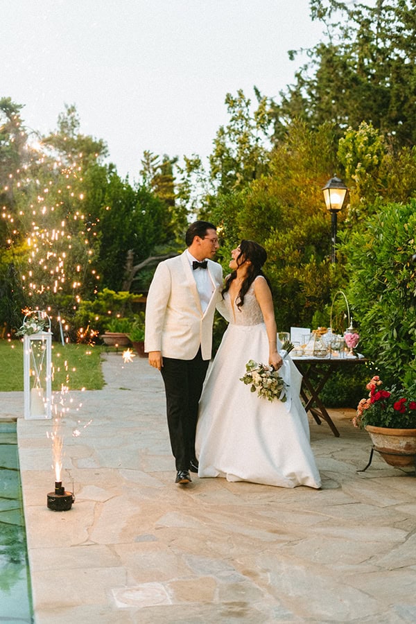 romantic-summer-wedding-athens-blooms-pastel-hues_24