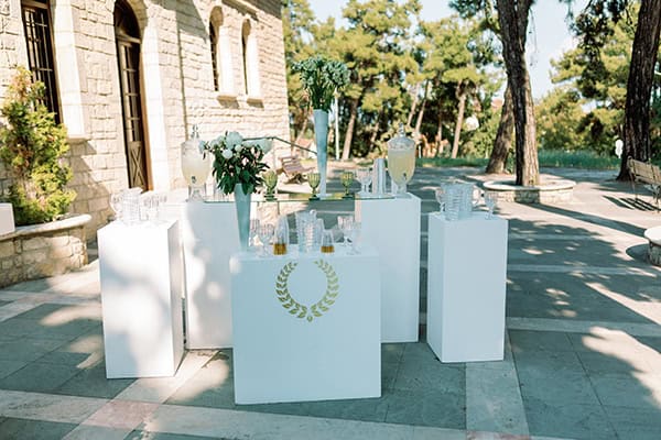 romantic-summer-wedding-kozani-all-white-florals_12
