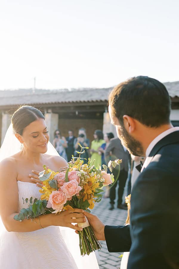 rustic-summer-wedding-athens-impressive-florals-various-hues_36