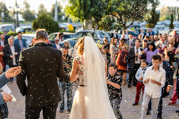 beautiful-fall-wedding-athens-chrysanthemum-colorful-flowers_14