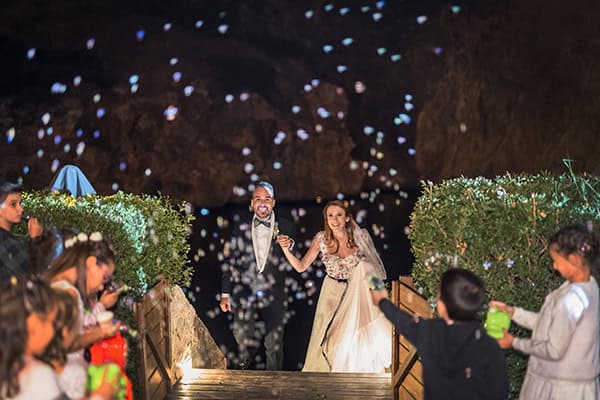 beautiful-fall-wedding-athens-chrysanthemum-colorful-flowers_19