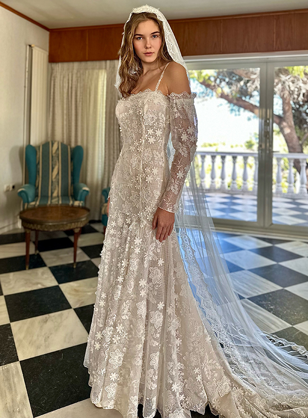 boho-wedding-gowns-celia-dragouni-stylish-bridal-look_11