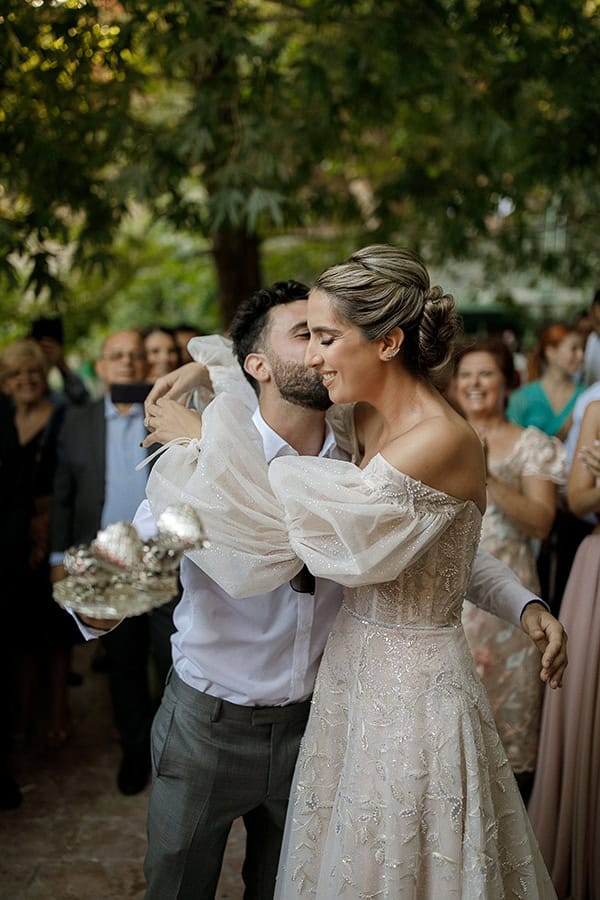 colorful-summer-wedding-platres-modern-touches_30