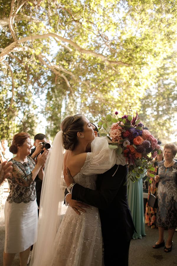 colorful-summer-wedding-platres-modern-touches_39